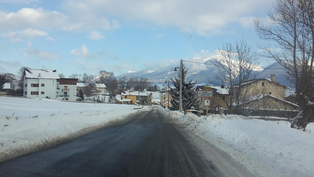 Hotel L'Oustalet Font-Romeu-Odeillo-Via Luaran gambar
