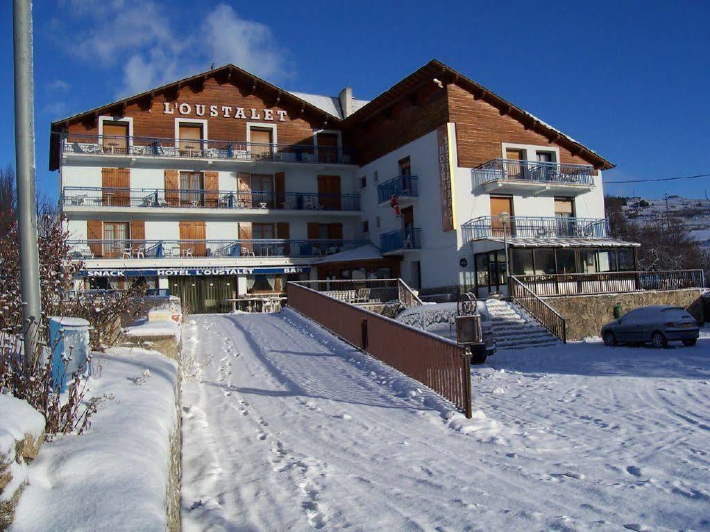 Hotel L'Oustalet Font-Romeu-Odeillo-Via Luaran gambar
