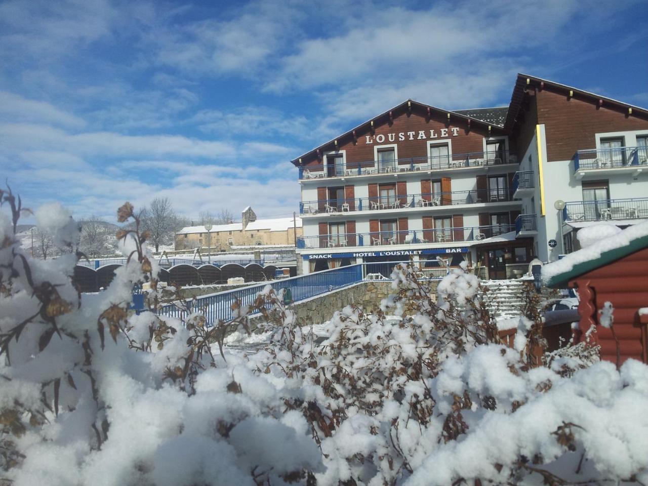 Hotel L'Oustalet Font-Romeu-Odeillo-Via Luaran gambar
